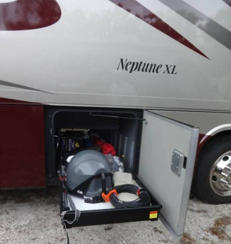 2008 Holiday Rambler Neptune XL 37PDQ, PHOTOS, Details, Brochure, Floorplan